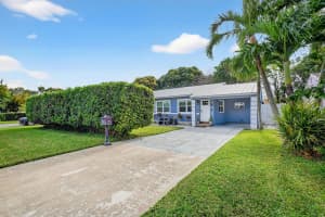 814 44th Street, West Palm Beach, FL 33407 - MLS#R11147997