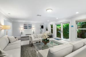 921 Cypress Drive, Delray Beach, FL 33483 - MLS#R11148029