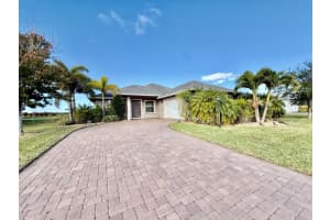 722 Yearling Trail, Sebastian, FL 32958 - MLS#R11148045