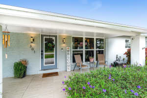 301 Se 10th Court, Deerfield Beach, FL 33441 - MLS#R11148065