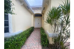 19305 SW 66th Street, Pembroke Pines, FL 33332 - MLS#R11148071