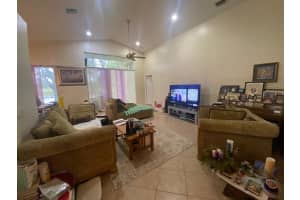 19305 SW 66th Street, Pembroke Pines, FL 33332 - MLS#R11148071