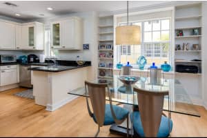 338 Tuxedo Lane, West Palm Beach, FL 33401 - MLS#R11148073