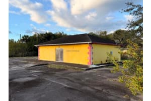 2950 Edwards Road Fort Pierce, FL 34981 - Off Market
