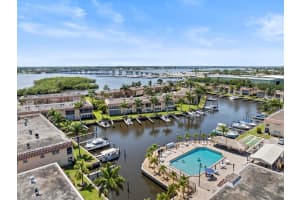 2600 S Kanner Highway F8, Stuart, FL 34994 - MLS#R11148123