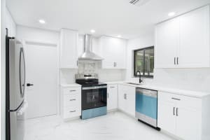 435 NE Solida Circle, Port Saint Lucie, FL 34953 - MLS#R11148132