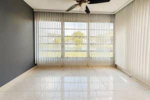 5041 W Oakland Park Boulevard 111, Lauderdale Lakes, FL 33313 - MLS#R11148144