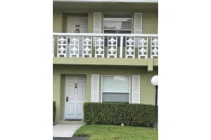 1141 Calamondin Terrace 203 Delray Beach, FL 33445 - Off Market