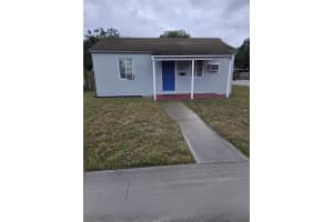 595 W 3rd Street, Riviera Beach, FL 33404 - MLS#R11148253