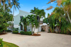 3208 N Flagler Drive West Palm Beach, FL 33407 - Off Market