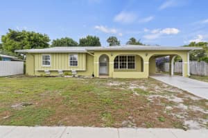 821 Se Solaz Avenue, Port St. Lucie, Fl 34983, Port Saint Lucie