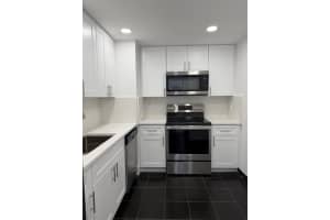 5600 N Flagler Drive 2006, West Palm Beach, FL 33407 - MLS#R11148308