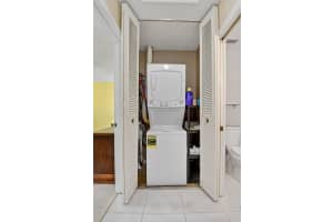 676 Laconia Circle, Lake Worth, FL 33467 - MLS#R11148344