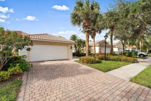 9054 SE Hawks Nest Court, Hobe Sound, FL 33455 - MLS#R11148352