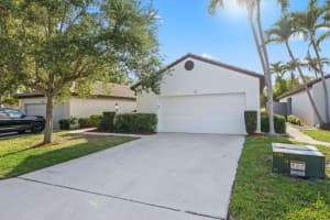 61 Ironwood Way, Palm Beach Gardens, FL 33418 - MLS#R11148364