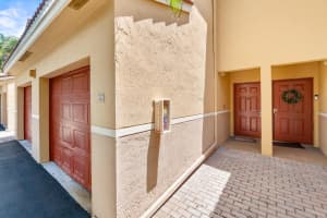 600 Scotia Drive 104, Hypoluxo, FL 33462 - MLS#R11148410