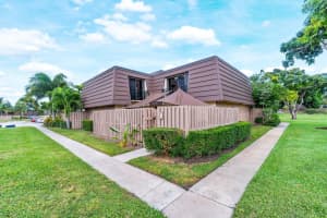 1015 10th Court, Palm Beach Gardens