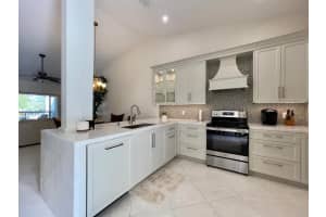 202 Cypress Point Drive 202 Palm Beach Gardens, FL 33418 - Off Market