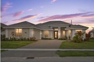 5697 Bent Pine Square, Vero Beach, FL 32967 - MLS#R11148462