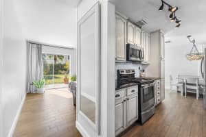 817 Buttonwood Road, North Palm Beach, FL 33408 - MLS#R11148469