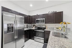 10441 W 32nd Lane, Hialeah, FL 33018 - MLS#R11148486