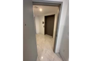 488 18th Street, Miami, FL 33132 - MLS#R11148492