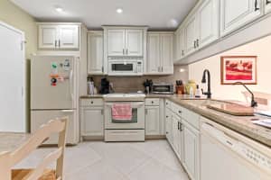 1202 Bahama Bend J2, Coconut Creek, FL 33066 - MLS#R11148497