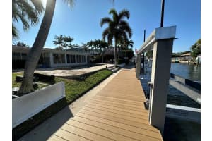 725 Shore Drive, Boynton Beach, FL 33435 - MLS#R11148520