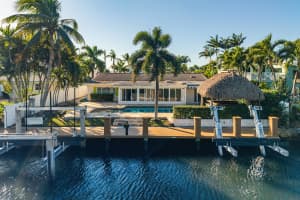 725 Shore Drive, Boynton Beach, FL 33435 - MLS#R11148520