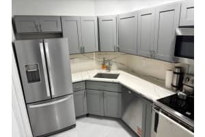 136 NE 19th Court 112f, Wilton Manors, FL 33305 - MLS#R11148560