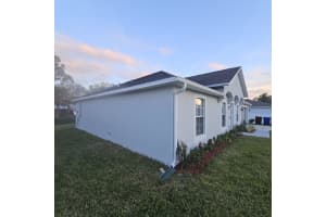 8636 105th Court, Vero Beach, FL 32967 - MLS#R11148590