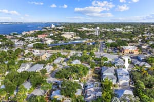 516 SW Camden Avenue, Stuart, FL 34994 - MLS#R11148600