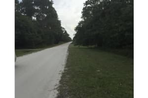 8185 98th Avenue, Vero Beach, FL 32967 - MLS#R11148635