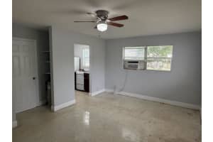 1150 W Blue Heron Blvd 4, Riviera Beach, FL 33404 - MLS#R11148652