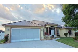 1752 SW Starman Avenue, Port Saint Lucie, FL 34953 - MLS#R11148656