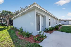 1115 F Avenue A, Fort Pierce, FL 34950 - MLS#R11148668