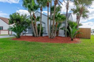 5507 Pebble Brook Lane, Boynton Beach, FL 33472 - MLS#R11148680