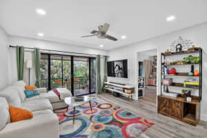 1801 Presidential Way D204, West Palm Beach