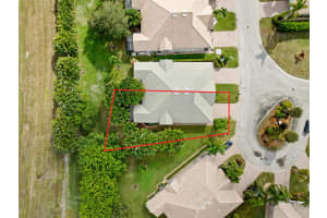 671 NW Red Pine Way, Jensen Beach, FL 34957 - MLS#R11148692