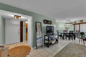 5650 Camino Del Sol 205, Boca Raton, FL 33433, Boca Raton, FL 33433 - MLS#R11148699