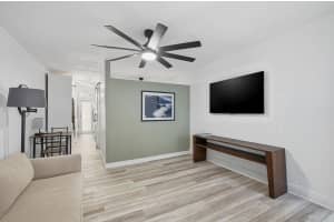 835 Meridian Avenue 11, Miami Beach, FL 33139 - MLS#R11148704