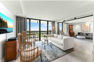 2425 Presidential Way 1806, West Palm Beach, FL 33401 - MLS#R11148721