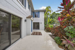 357 Prestwick Circle 2, Palm Beach Gardens, FL 33418 - MLS#R11148749