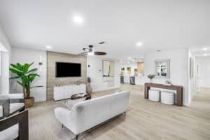 2634 5th Street, Boynton Beach, FL 33435 - MLS#R11148769