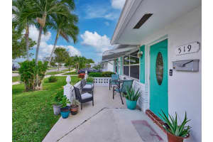 519 18th Street, Boynton Beach, FL 33426 - MLS#R11148770