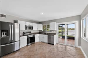 17 Tara Lakes Drive E, Boynton Beach, FL 33436 Sold 01/23/26