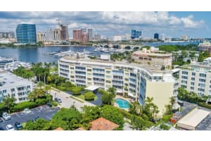 389 S Lake Drive 2h, Palm Beach 389 S Lake Drive 2h, Palm Beach