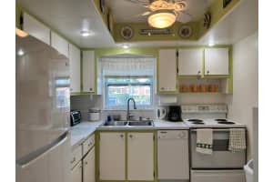 2980 Crosley Drive E F, West Palm Beach, FL 33415 - MLS#R11148877