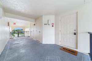 1108 Green Pine Boulevard H3, West Palm Beach, FL 33409 Sold 01/30/26