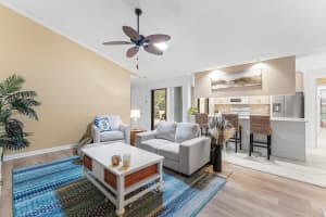 6222 SE Monticello Terrace, Hobe Sound, FL 33455 - MLS#R11148918